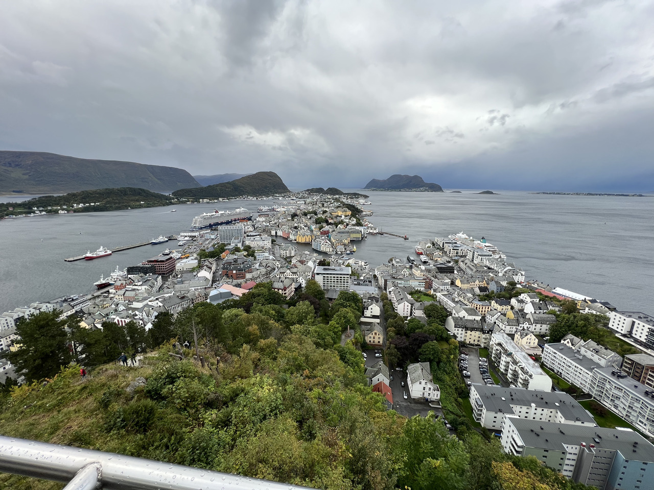 Alesund viewpoint 2.jpg